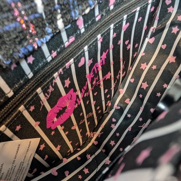 Betsey Johnson multicolor tweed plaid heart crossbody w guitar strap - Picture 5 of 7